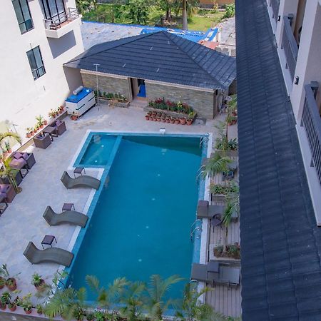 Hotel Pokhara Village & Spa Dış mekan fotoğraf