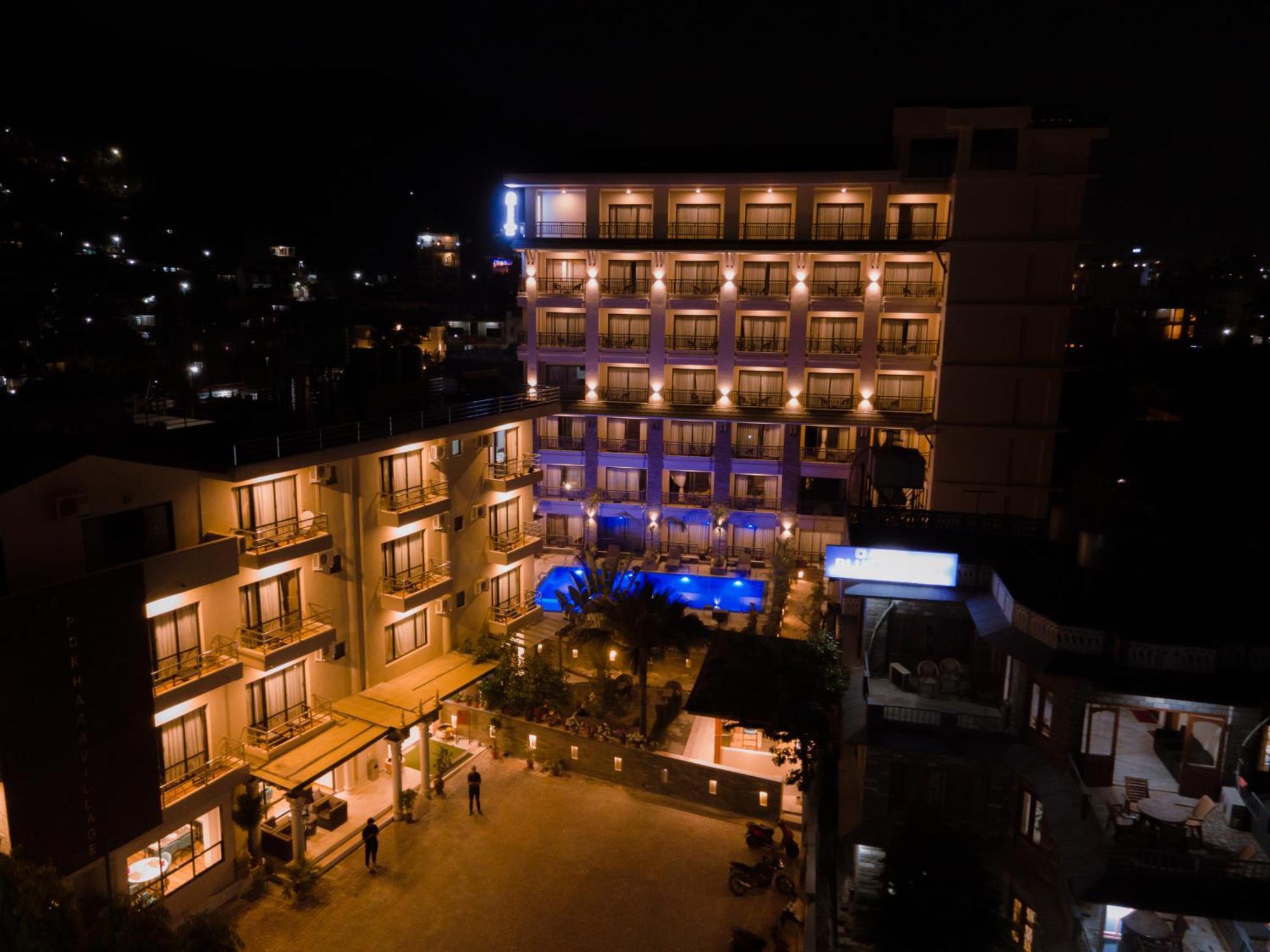 Hotel Pokhara Village & Spa Dış mekan fotoğraf